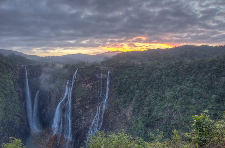 Красоты Индии: 10 уникальных водопадов